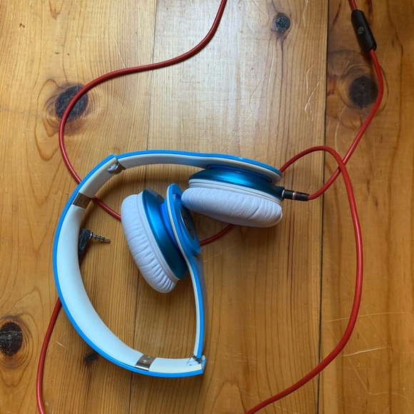 Beats by dre - Picture 3 of 4